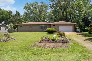 12780 Jamestown Ave NW, Uniontown, OH 44685 - Photo 32