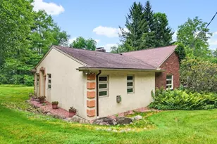 21 Hampshire Rd, Akron, OH 44313 - Photo 32