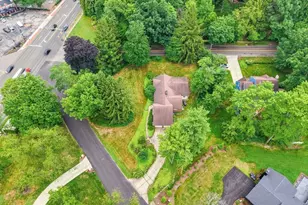 21 Hampshire Rd, Akron, OH 44313 - Photo 40