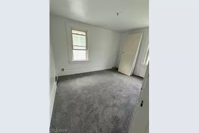 802 Clay Drive, Akron, OH 44311 - Photo 8