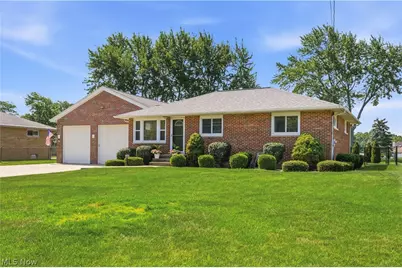 2944 Robert Parkway, Brunswick, OH 44212 - Photo 2