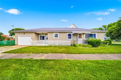 240 Russell Road, Conneaut, OH 44030 - Photo 1
