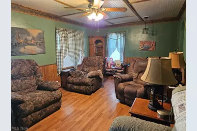 1555 Hay Avenue, Coshocton, OH 43812 - Photo 2
