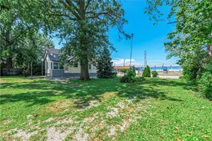 2124 E 28th St, Lorain, OH 44055 - Photo 42