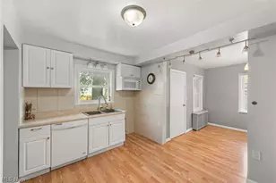 2124 E 28th St, Lorain, OH 44055 - Photo 18