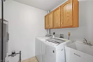 952 Oakbrook Dr, Ashland, OH 44805 - Photo 10