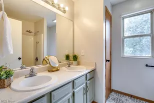 344 2nd St SW, Brewster, OH 44613 - Photo 18