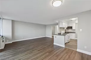 12900 Lake Ave, Oakwood, OH 44107 - Photo 14