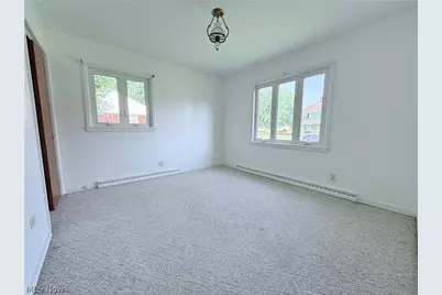 426 W Oregon Avenue, Sebring, OH 44672 - Photo 6