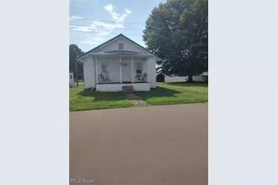 602 Oxford Avenue, Newcomerstown, OH 43832 - Photo 1