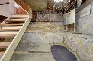 442 Main St W, Beach City, OH 44608 - Photo 18
