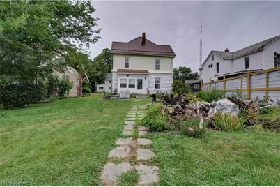442 Main Street W, Beach City, OH 44608 - Photo 34