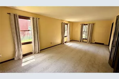 5740 Lake Cable Avenue NW, Canton, OH 44718 - Photo 10