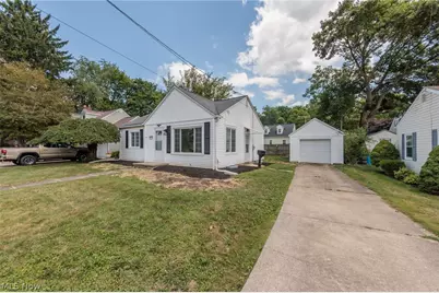 173 Wichita Place, Akron, OH 44313 - Photo 2