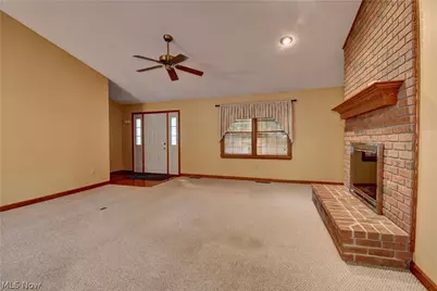 207 Sarah Circle NE, Navarre, OH 44662 - Photo 6