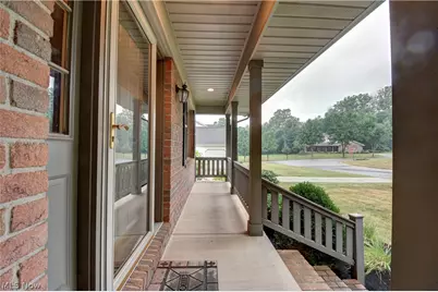 207 Sarah Circle NE, Navarre, OH 44662 - Photo 4