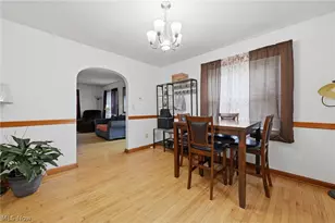 369 E 46th St, Lorain, OH 44052 - Photo 4