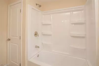 785 Chenoweth Extension, Akron, OH 44319 - Photo 28