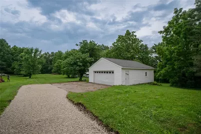 785 Chenoweth Extension, Akron, OH 44319 - Photo 32
