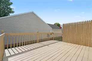 3196 Mariners Island Dr NW, Canton, OH 44708 - Photo 20