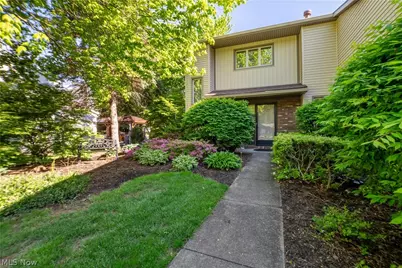 322 Great Oaks Trail, Wadsworth, OH 44281 - Photo 4