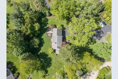 2810 Brentwood Close Street NW, Canton, OH 44708 - Photo 2