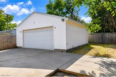 3422 W 52nd Street, Loveland, OH 44102 - Photo 4
