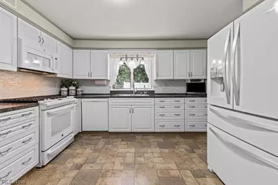 2151 Beach Drive, Akron, OH 44312 - Photo 22