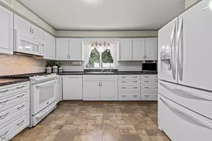 2151 Beach Dr, Akron, OH 44312 - Photo 22