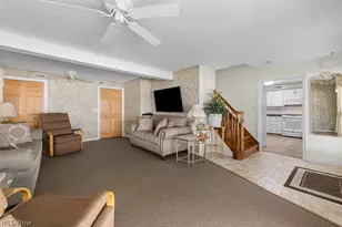 2151 Beach Dr, Akron, OH 44312 - Photo 8