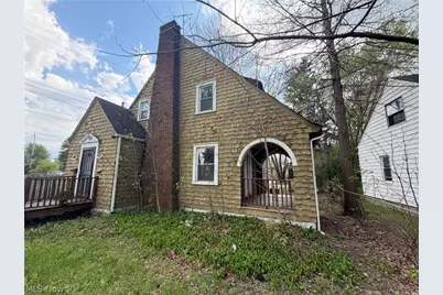 918 Frederick Boulevard, Akron, OH 44320 - Photo 2
