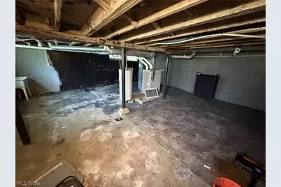 918 Frederick Boulevard, Akron, OH 44320 - Photo 32