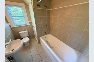 918 Frederick Boulevard, Akron, OH 44320 - Photo 24