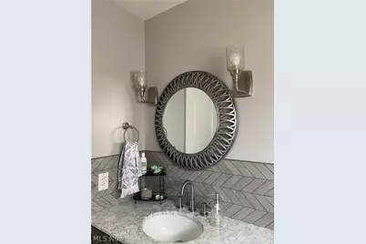 8309 Bancroft Avenue, Loveland, OH 44105 - Photo 20