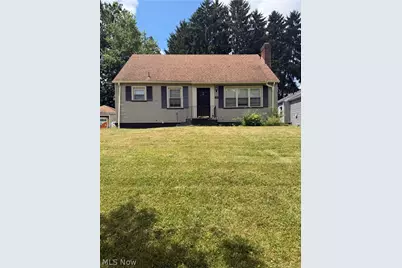 142 S Edgehill, Youngstown, OH 44515 - Photo 2