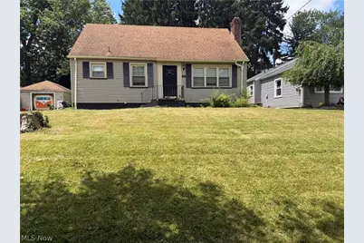 142 S Edgehill, Youngstown, OH 44515 - Photo 1