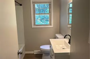 142 S Edgehill, Youngstown, OH 44515 - Photo 6