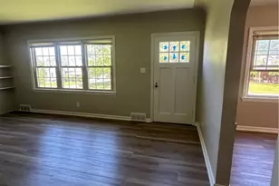 142 S Edgehill, Youngstown, OH 44515 - Photo 4