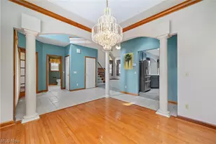 5317 Middlebury Ct, Sheffield Village, OH 44054 - Photo 6