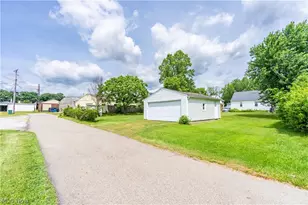 224 Summit St SE, North Canton, OH 44720 - Photo 28