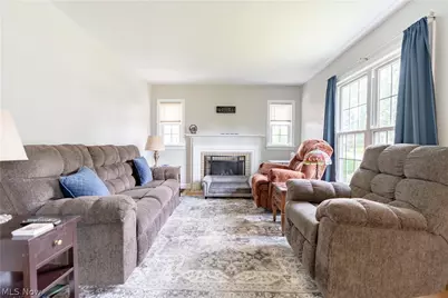 224 Summit Street SE, North Canton, OH 44720 - Photo 6