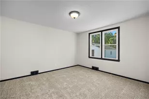 46175 Middle Ridge Rd, Amherst, OH 44001 - Photo 20