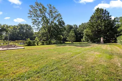 46175 Middle Ridge Road, Amherst, OH 44001 - Photo 34
