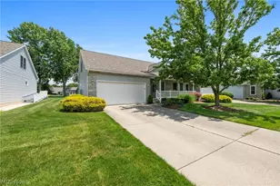 126 Augusta Dr, Elyria, OH 44035 - Photo 4
