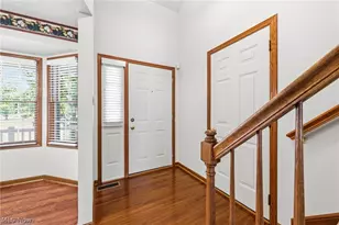 126 Augusta Dr, Elyria, OH 44035 - Photo 8