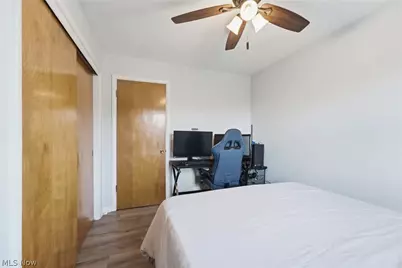 1935 Quayle Drive, Akron, OH 44312 - Photo 20