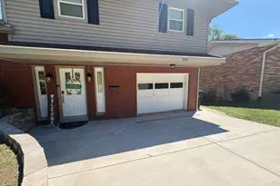 355 Terri Ave, Steubenville, OH 43952 - Photo 4