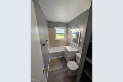 1240 W 21st Street, Lorain, OH 44052 - Photo 10