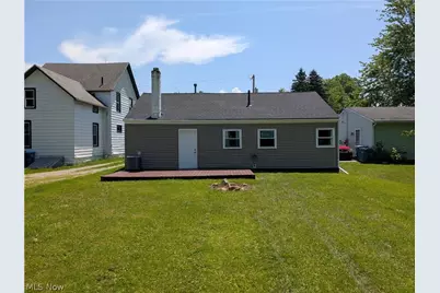 1240 W 21st Street, Lorain, OH 44052 - Photo 2