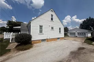 9308 Maple Ave SE, East Sparta, OH 44626 - Photo 6